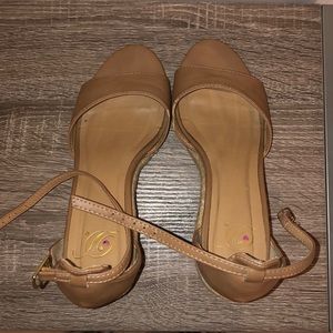 Wedges! Perfect for a wedding